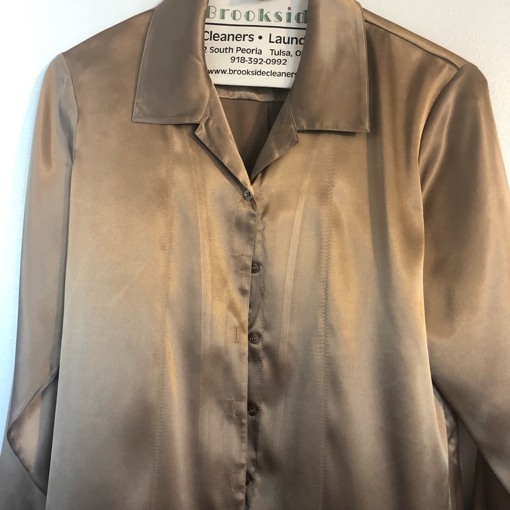 Chicos Bottom Shirt